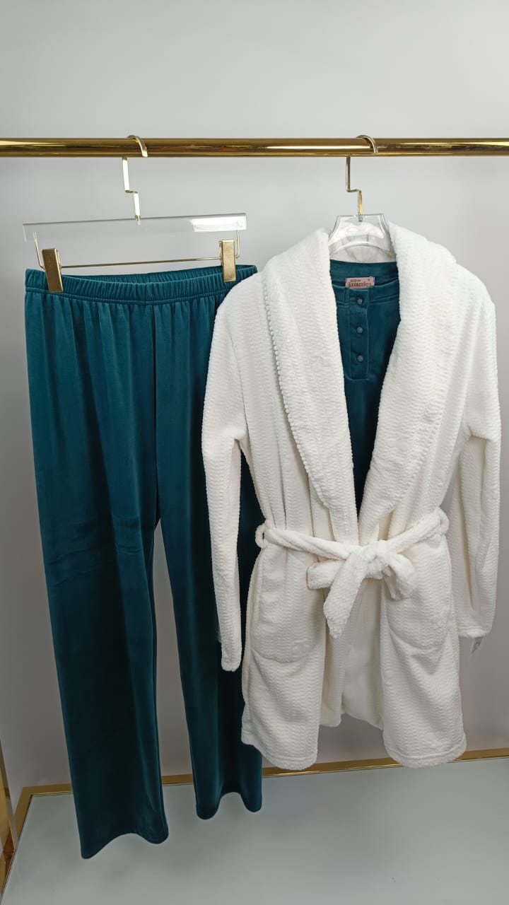 Snow Cloud Velvet Pants & Robe Pajama Set