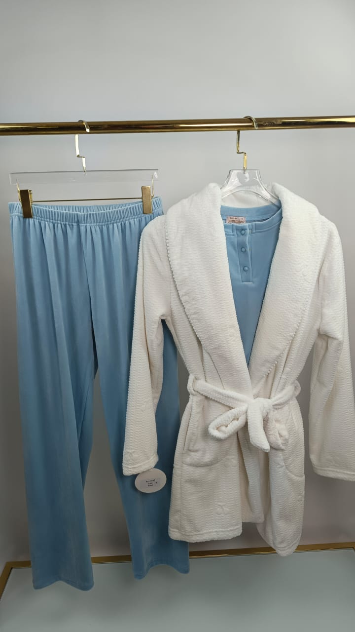 Snow Cloud Velvet Pants & Robe Pajama Set