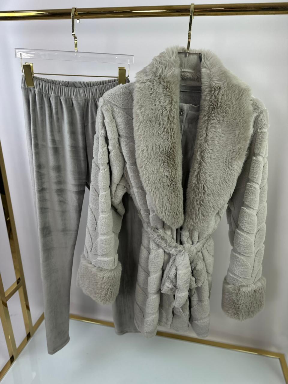 Plush Leaf Pants & Robe Pajama Set