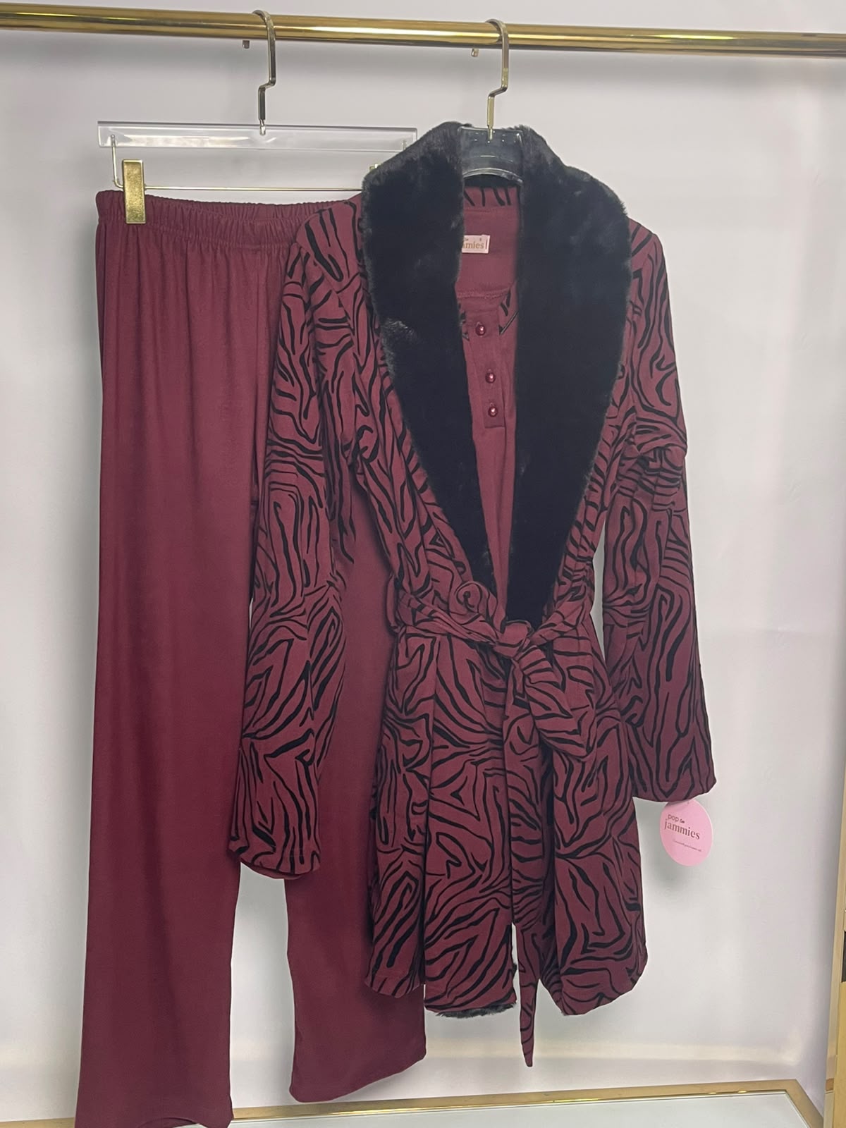 Pyjama Set With Robe