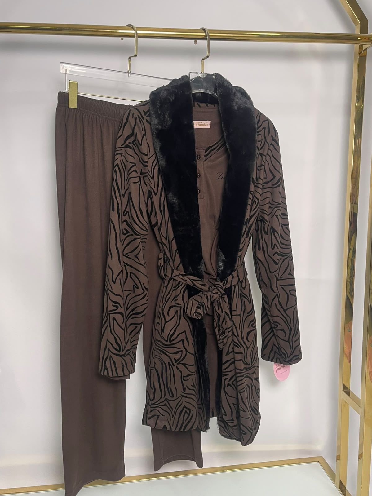 Pyjama Set With Robe