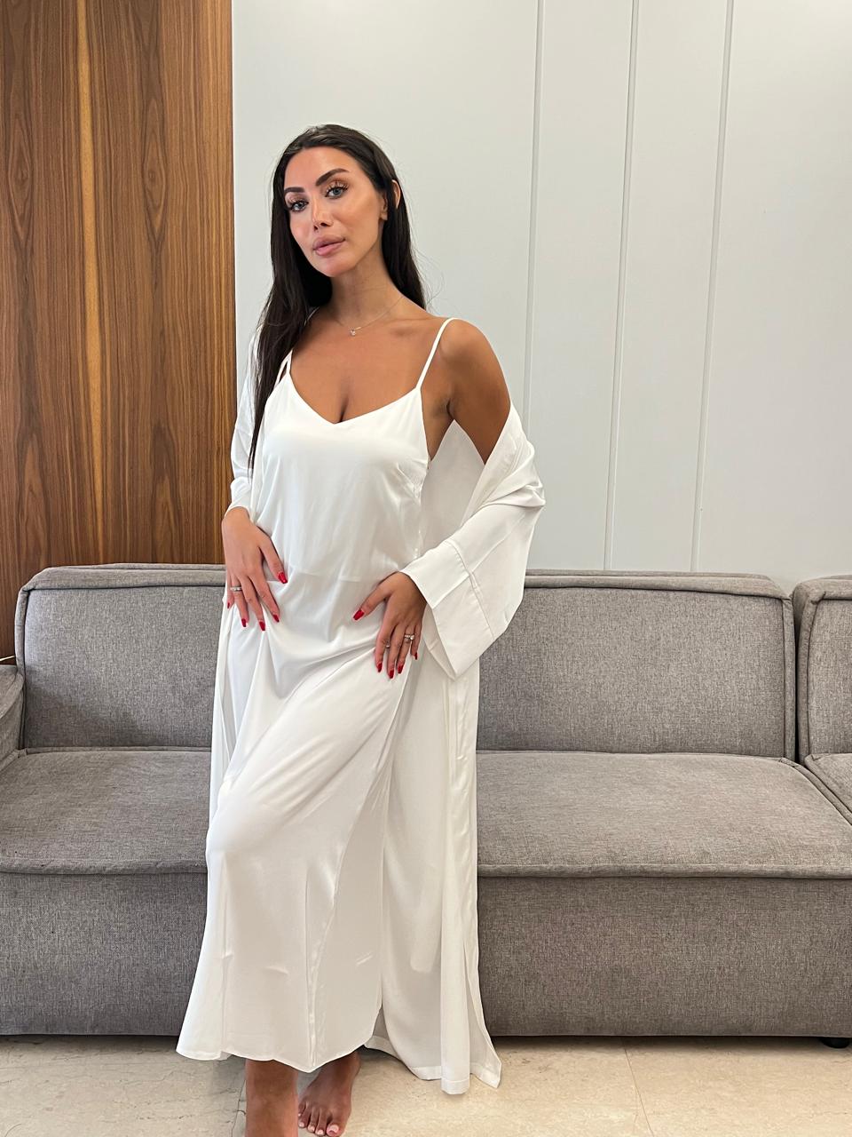 Dress & Robe