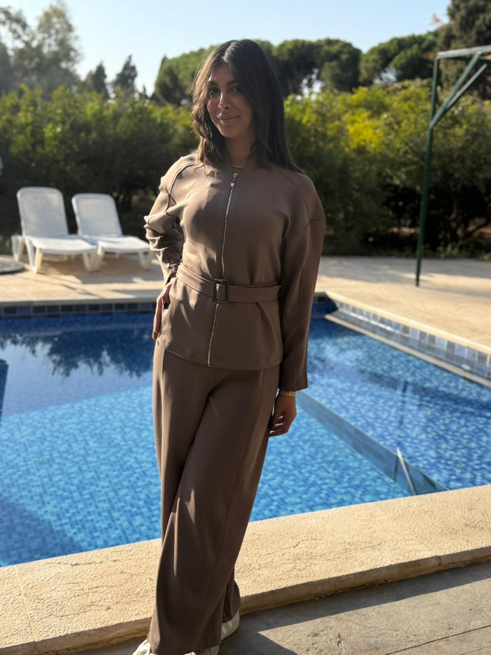 Retro-Chic Jogging Set