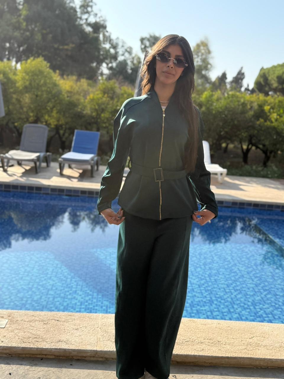 Retro-Chic Jogging Set