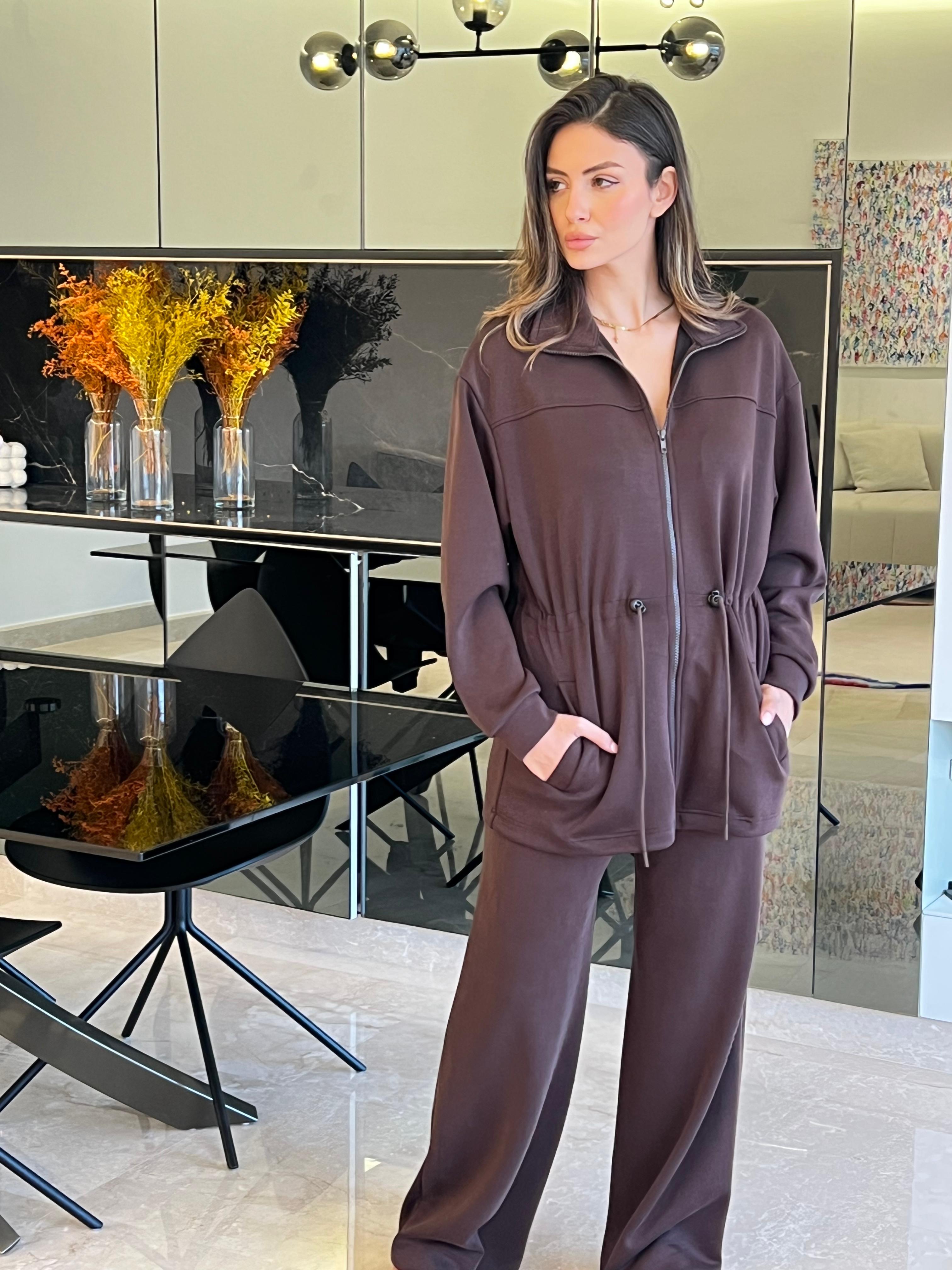 Sporty Pajama Set with Waist Cinch_Comfort Meets Style!