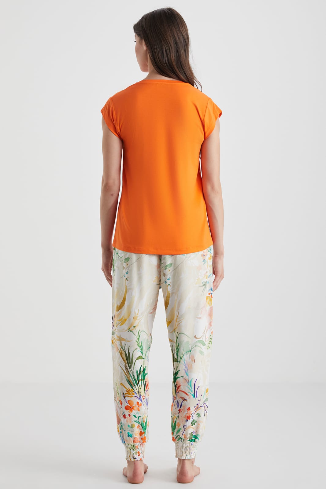 2-piece women’s pyjama set in orange - pajama set - summer pajama - women pajama