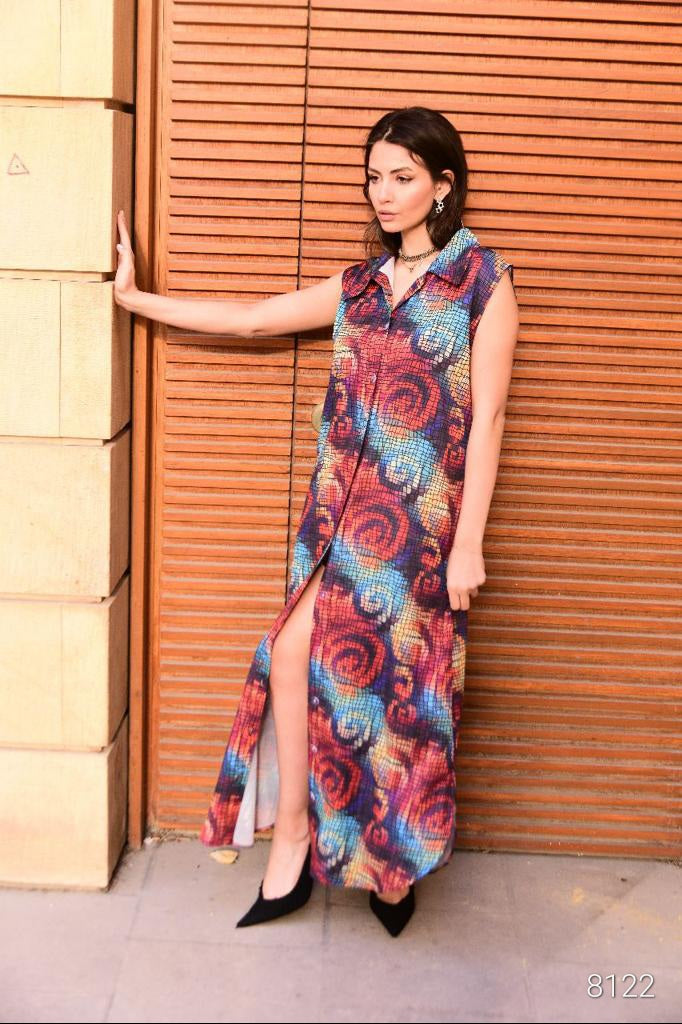 dress with buttons
