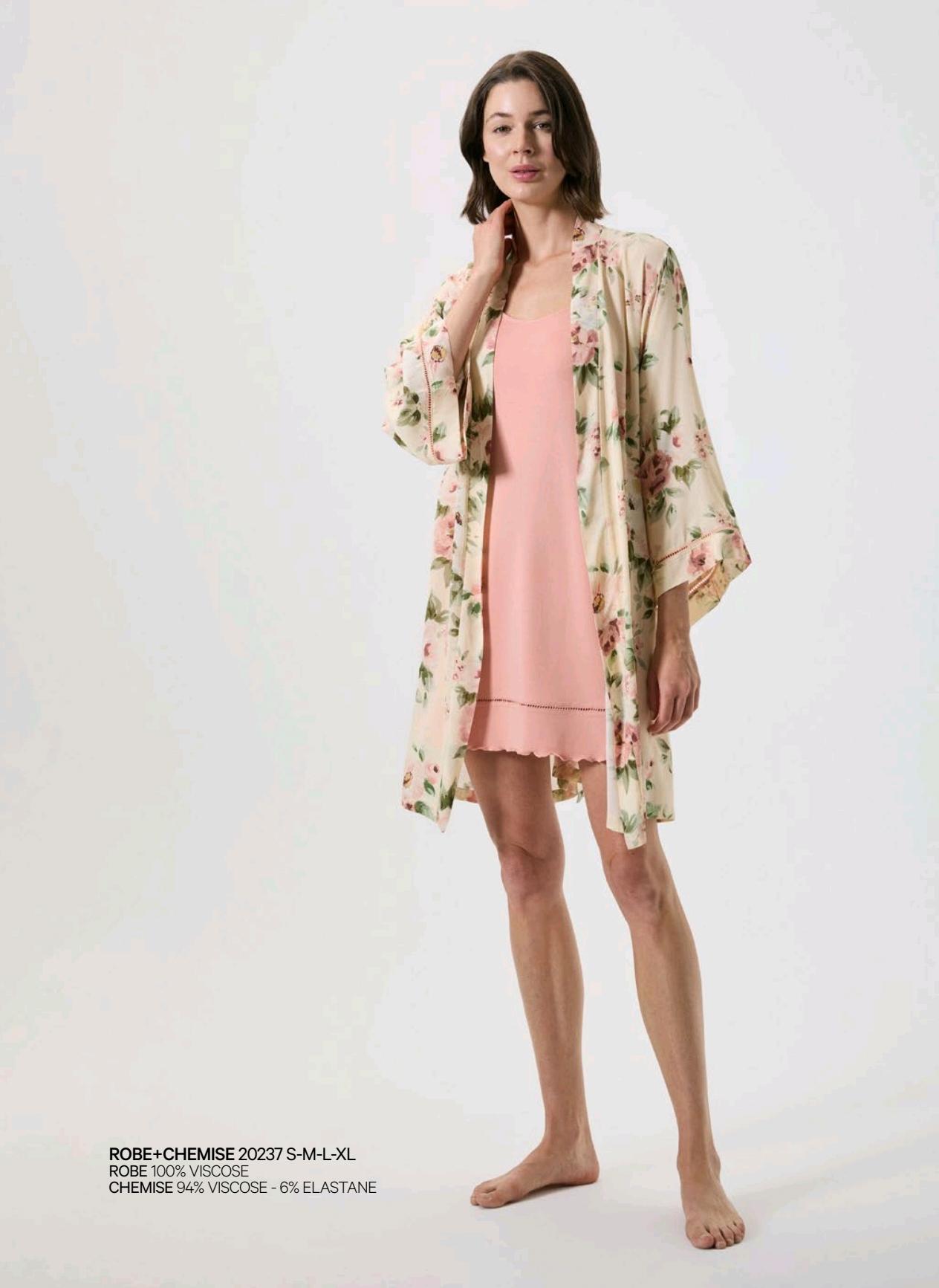Dress & Robe