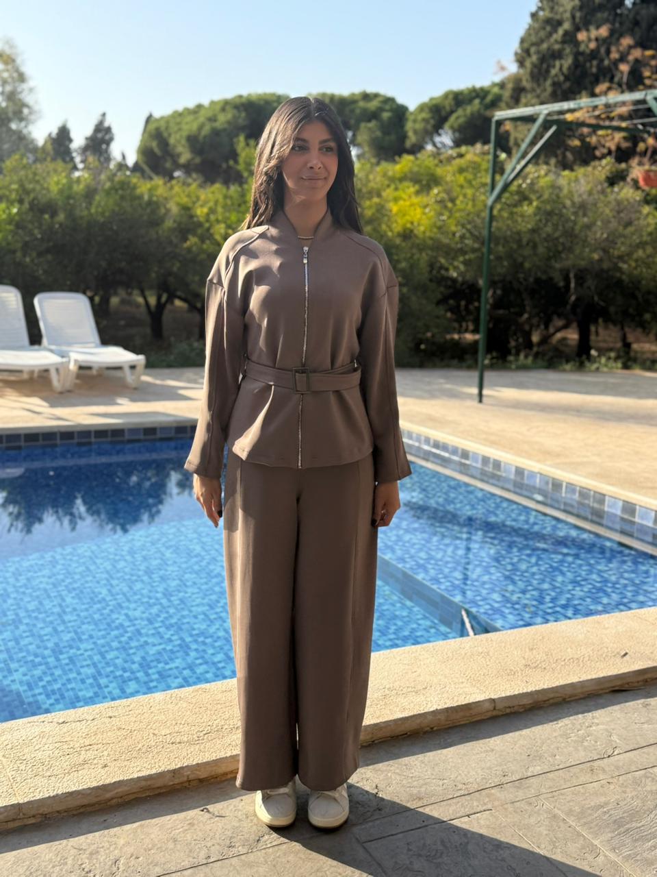 Retro-Chic Jogging Set