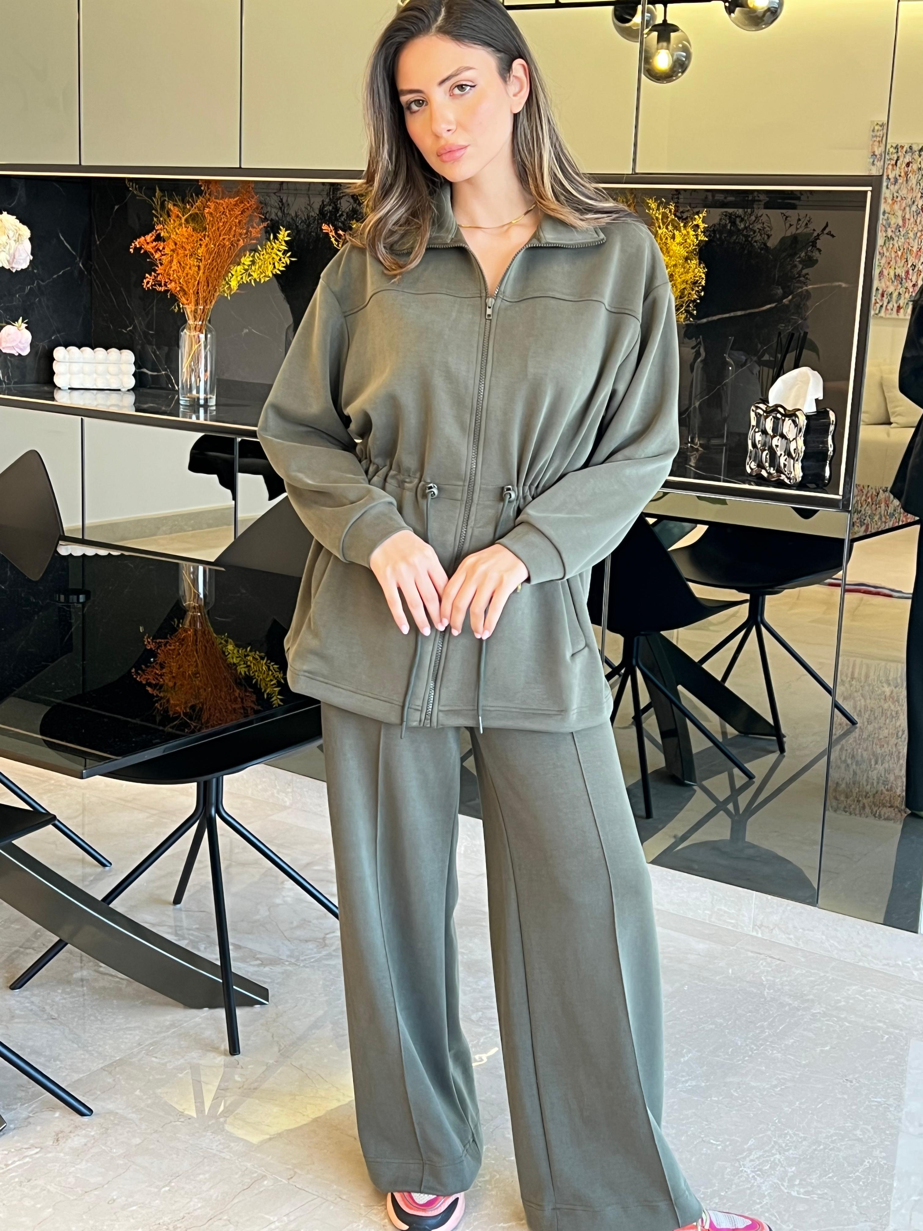 Sporty Pajama Set with Waist Cinch_Comfort Meets Style!