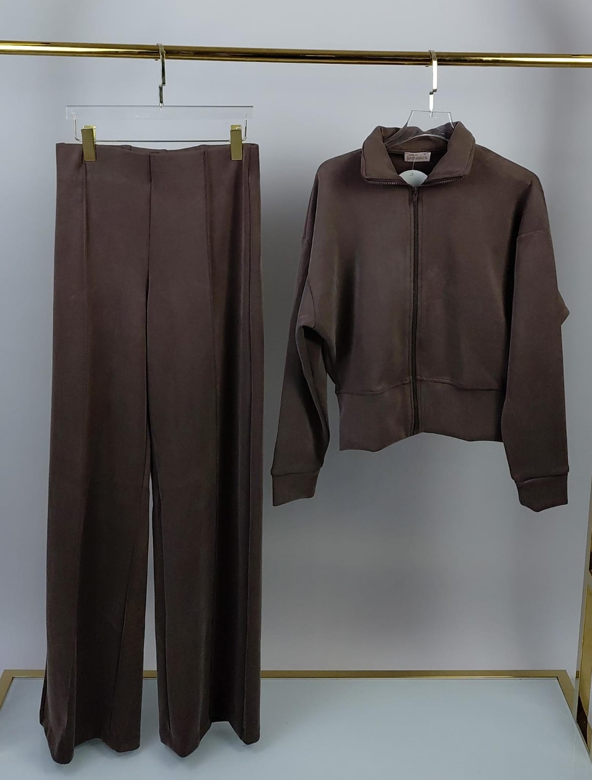 Effortless Home Ensemble Jogging Set